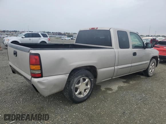 ✅ 2006 GMC Sierra 1500 SLE1 • VIN: 1GTEC19T36Z125367 • Лот: 81338355. Опубликован ранее на Copart с пробегом 193 358 миль. Бесплатный доступ к архиву аукционных продаж из США и подробный отчёт об истории автомобиля на DreamBid. Изображение 3.