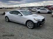 ✅ 2014 Hyundai Genesis Coupe R-Spec • VIN: KMHHT6KD8EU118211 • Lot: 42043715. Wystawiony na Copart z przebiegiem 109 945 mil. Bezpłatny archiwum sprzedaży aukcyjnych z USA i szczegółowy raport historii pojazdu na DreamBid. Zdjęcie 4.