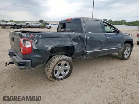 ✅ 2018 Chevrolet Silverado 1500 LTZ • VIN: 3GCUKSEJ6JG419542 • Lot: 56842495. Wystawiony na Copart z przebiegiem 67 864 mil. Bezpłatny archiwum sprzedaży aukcyjnych z USA i szczegółowy raport historii pojazdu na DreamBid. Zdjęcie 3.