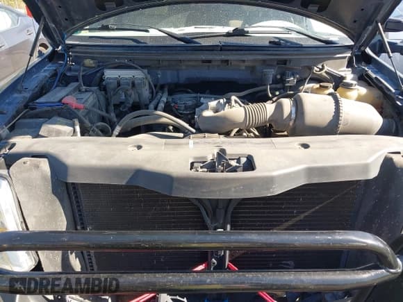 ✅ 2005 Ford F-150 XL • VIN: 1FTRF12225NB01612 • Lot: 43538605. Listed on IAAI with 142,299 mi. Free auction sales archive from the USA and detailed vehicle history report at DreamBid. Image 10.