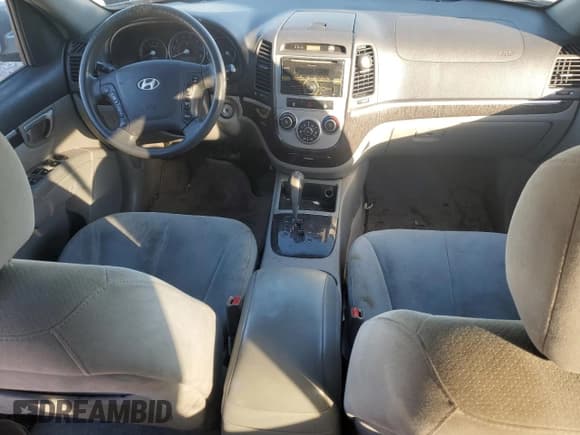 ✅ 2008 Hyundai Santa Fe GLS • VIN: 5NMSG13D18H129630 • Lot: 83250434. Listed on Copart with 216,269 mi. Free auction sales archive from the USA and detailed vehicle history report at DreamBid. Image 8.