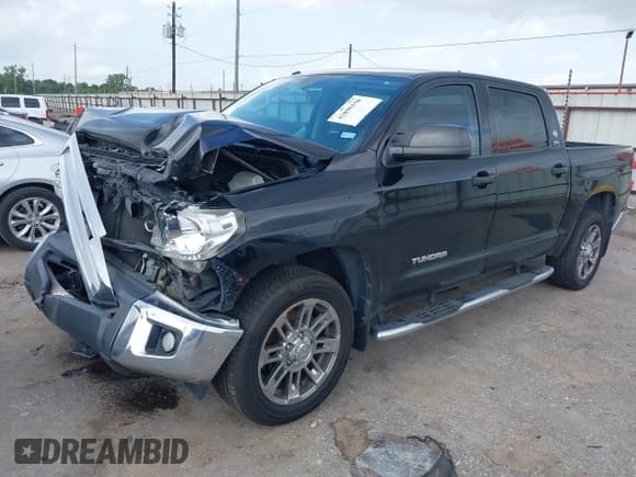 ✅ 2016 Toyota Tundra SR5 • VIN: 5TFEM5F1XGX096468 • Lot: 42098150. Listed on IAAI with 137,284 mi. Free auction sales archive from the USA and detailed vehicle history report at DreamBid. Image 2.