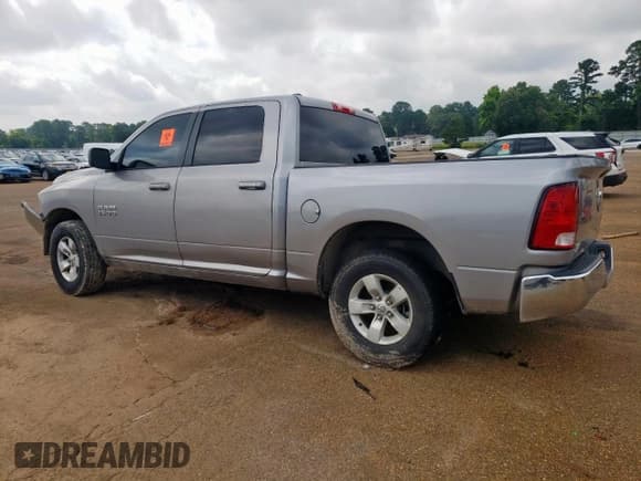 ✅ 2021 Ram 1500 SLT • VIN: 1C6RR6LG9MS533801 • Lot: 59485635. Wystawiony na Copart z przebiegiem 94 152 mil. Bezpłatny archiwum sprzedaży aukcyjnych z USA i szczegółowy raport historii pojazdu na DreamBid. Zdjęcie 2.