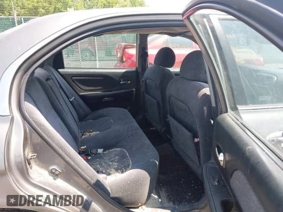 ✅ 2002 Hyundai Sonata • VIN: KMHWF25H72A684427 • Lot: 42409528. Wystawiony na IAAI z przebiegiem 176 694 mil. Bezpłatny archiwum sprzedaży aukcyjnych z USA i szczegółowy raport historii pojazdu na DreamBid. Zdjęcie 8.