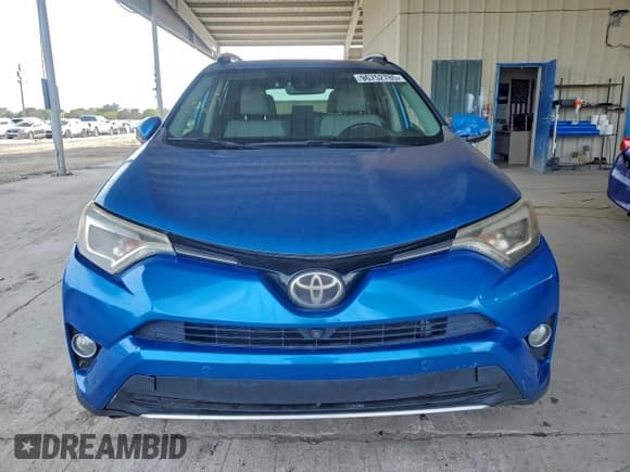 ✅ 2016 Toyota RAV4 Limited • VIN: JTMYFREV7GJ061196 • Lot: 96752785. Wystawiony na Copart z przebiegiem 189 984 mil. Bezpłatny archiwum sprzedaży aukcyjnych z USA i szczegółowy raport historii pojazdu na DreamBid. Zdjęcie 5.
