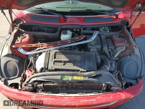 ✅ 2004 MINI Hardtop S • VIN: WMWRE33474TD87823 • Lot: 69808415. Listed on Copart with 199,988 mi. Free auction sales archive from the USA and detailed vehicle history report at DreamBid. Image 11.