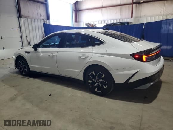 ✅ 2024 Hyundai Sonata SEL • VIN: KMHL64JAXRA390361 • Lot: 92405645. Listed on Copart with 34,844 mi. Free auction sales archive from the USA and detailed vehicle history report at DreamBid. Image 2.