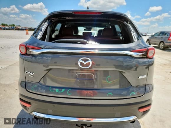 ✅ 2018 Mazda CX-9 Signature • VIN: JM3TCBEY2J0210915 • Lot: 62232165. Wystawiony na Copart z przebiegiem 79 197 mil. Bezpłatny archiwum sprzedaży aukcyjnych z USA i szczegółowy raport historii pojazdu na DreamBid. Zdjęcie 6.