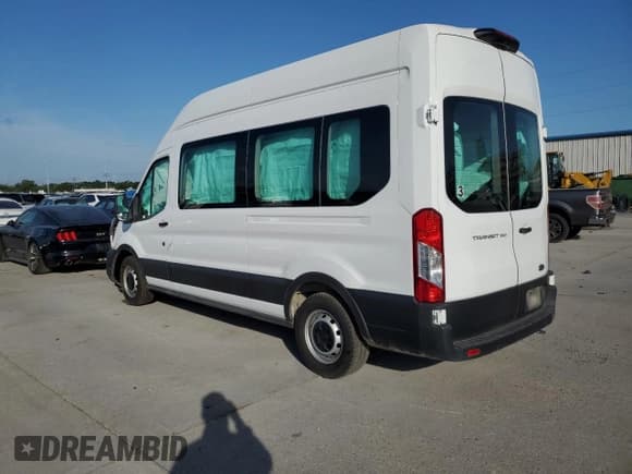 ✅ 2023 Ford Transit Passenger XL • VIN: 1FBAX2X80PKA62847 • Lot: 57968365. Wystawiony na Copart z przebiegiem 51 106 mil. Bezpłatny archiwum sprzedaży aukcyjnych z USA i szczegółowy raport historii pojazdu na DreamBid. Zdjęcie 2.