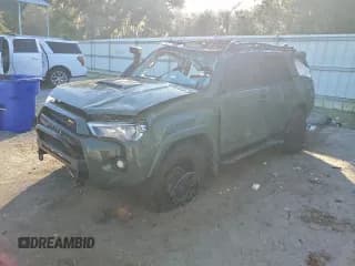 ✅ 2020 Toyota 4Runner Limited • VIN: JTEBU5JR6L5759858 • Lot: 93681655. Listed on Copart with 129,763 mi. Free auction sales archive from the USA and detailed vehicle history report at DreamBid. Image 1.