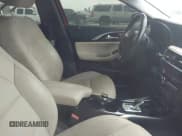 ✅ 2017 Infiniti QX30 • VIN: SJKCH5CP7HA022219 • Lot: 41953315. Wystawiony na IAAI z przebiegiem Nie podano. Bezpłatny archiwum sprzedaży aukcyjnych z USA i szczegółowy raport historii pojazdu na DreamBid. Zdjęcie 5.