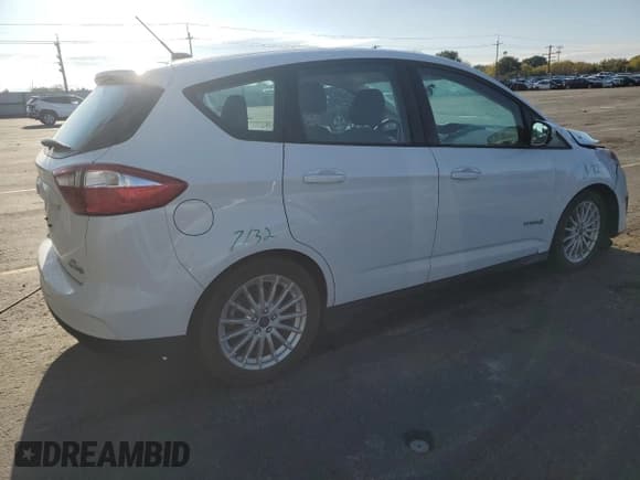 ✅ 2014 Ford C-Max SE • VIN: 1FADP5AU1EL519761 • Лот: 82503575. Опубликован ранее на Copart с пробегом 34 266 миль. Бесплатный доступ к архиву аукционных продаж из США и подробный отчёт об истории автомобиля на DreamBid. Изображение 3.