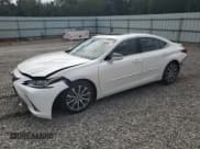 ✅ 2021 Lexus ES 300h • VIN: 58ADA1C18MU005846 • Lot: 85724575. Wystawiony na Copart z przebiegiem 73 676 mil. Bezpłatny archiwum sprzedaży aukcyjnych z USA i szczegółowy raport historii pojazdu na DreamBid. Zdjęcie 1.