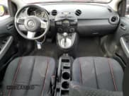 ✅ 2013 Mazda 2 Touring • VIN: JM1DE1LY0D0154711 • Лот: 87392755. Опубликован ранее на Copart с пробегом 115 274 миль. Бесплатный доступ к архиву аукционных продаж из США и подробный отчёт об истории автомобиля на DreamBid. Изображение 8.