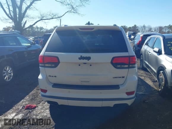 ✅ 2020 Jeep Grand Cherokee Limited X • VIN: 1C4RJFBG1LC126906 • Lot: 41850187. Listed on IAAI with 44,069 mi. Free auction sales archive from the USA and detailed vehicle history report at DreamBid. Image 16.