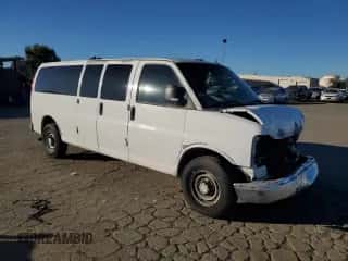 2012 Chevrolet Express Passenger 1LT с VIN 1GAZG1FA6C1128811, выставлен на аукционе Copart как лот 89376155 с пробегом 165 888 миль миль и Списание • Salvage title. История ставок и продаж доступна на DreamBid. Изображение 4.
