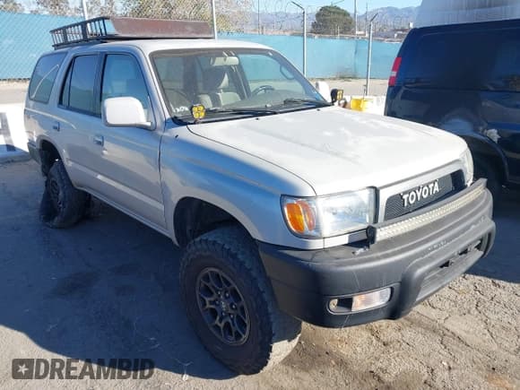 ✅ 1999 Toyota 4Runner SR5 • VIN: JT3GN86RXX0111626 • Лот: 43898360. Опубликован ранее на IAAI с пробегом 280 262 миль. Бесплатный доступ к архиву аукционных продаж из США и подробный отчёт об истории автомобиля на DreamBid. Изображение 1.