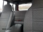 ✅ 1999 Jeep Cherokee Sport • VIN: 1J4FF68S2XL623169 • Lot: 90688235. Wystawiony na Copart z przebiegiem Nie podano. Bezpłatny archiwum sprzedaży aukcyjnych z USA i szczegółowy raport historii pojazdu na DreamBid. Zdjęcie 10.