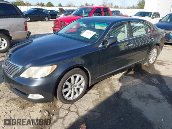 ✅ 2008 Lexus LS 460 L • VIN: JTHGL46F885028568 • Lot: 41615838. Listed on IAAI with 225,793 mi. Free auction sales archive from the USA and detailed vehicle history report at DreamBid. Image 2.