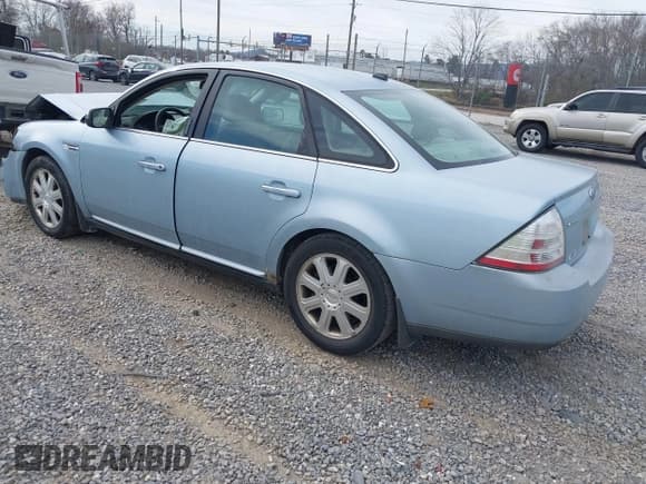 ✅ 2008 Ford Taurus Limited • VIN: 1FAHP25W08G135723 • Лот: 43689965. Опубликован ранее на IAAI с пробегом 190 494 миль. Бесплатный доступ к архиву аукционных продаж из США и подробный отчёт об истории автомобиля на DreamBid. Изображение 3.