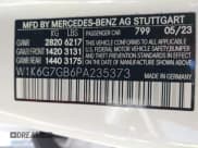 ✅ 2023 Mercedes-Benz S 580 • VIN: W1K6G7GB6PA235373 • Lot: 42279341. Wystawiony na IAAI z przebiegiem Nie podano. Bezpłatny archiwum sprzedaży aukcyjnych z USA i szczegółowy raport historii pojazdu na DreamBid. Zdjęcie 9.