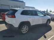 ✅ 2018 Jeep Cherokee Latitude • VIN: 1C4PJLCB6JD537122 • Lot: 82533705. Wystawiony na Copart z przebiegiem 206 060 mil. Bezpłatny archiwum sprzedaży aukcyjnych z USA i szczegółowy raport historii pojazdu na DreamBid. Zdjęcie 3.