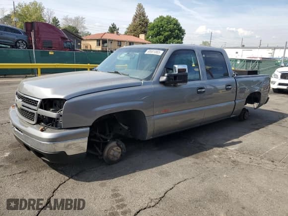 ✅ 2007 Chevrolet Silverado 1500 LT2 • VIN: 2GCEK13N271128901 • Лот: 68681065. Опубликован ранее на Copart с пробегом 187 362 миль. Бесплатный доступ к архиву аукционных продаж из США и подробный отчёт об истории автомобиля на DreamBid. Изображение 1.