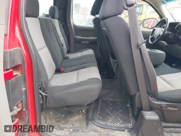 ✅ 2007 GMC Sierra 1500 SLE1 • VIN: 1GTEK19C17E503598 • Lot: 42088438. Listed on IAAI with 222,382 mi. Free auction sales archive from the USA and detailed vehicle history report at DreamBid. Image 8.