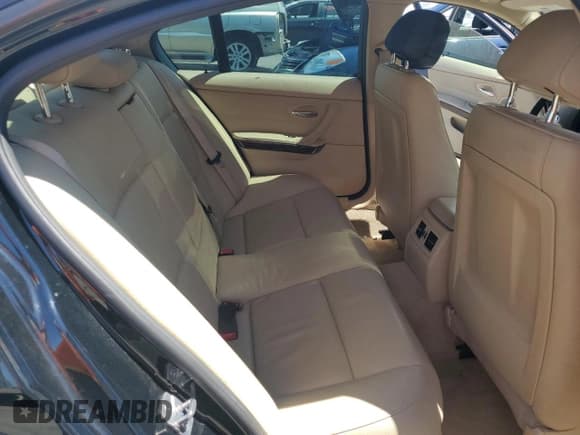 ✅ 2011 BMW 3 Series 328i • VIN: WBAPH5G51BNM81756 • Lot: 65942975. Wystawiony na Copart z przebiegiem 61 147 mil. Bezpłatny archiwum sprzedaży aukcyjnych z USA i szczegółowy raport historii pojazdu na DreamBid. Zdjęcie 10.