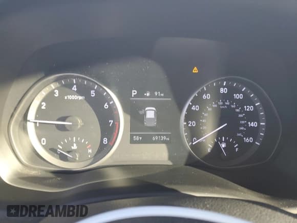 ✅ 2018 Hyundai Elantra • VIN: KMHH35LEXJU050277 • Lot: 90681275. Listed on Copart with 69,139 mi. Free auction sales archive from the USA and detailed vehicle history report at DreamBid. Image 9.