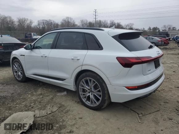 ✅ 2021 Audi e-tron Prestige • VIN: WA1VABGE9MB017772 • Lot: 44373113. Listed on Copart with 18,847 mi. Free auction sales archive from the USA and detailed vehicle history report at DreamBid. Image 2.