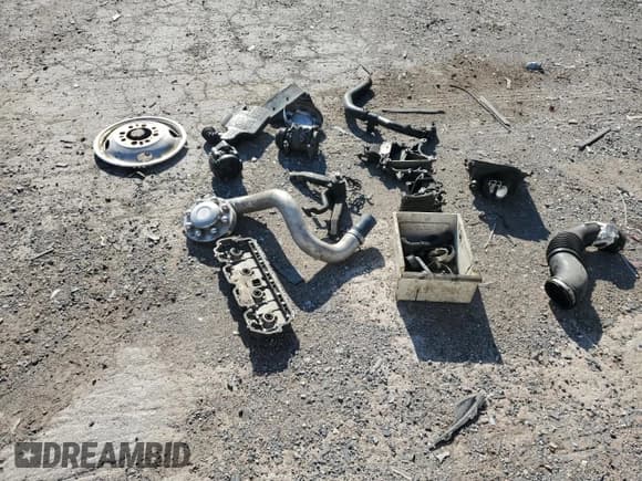 ✅ 2004 Chevrolet Silverado 3500 LS • VIN: 1GCJK39114E142054 • Lot: 71879645. Listed on Copart with Not provided. Free auction sales archive from the USA and detailed vehicle history report at DreamBid. Image 12.