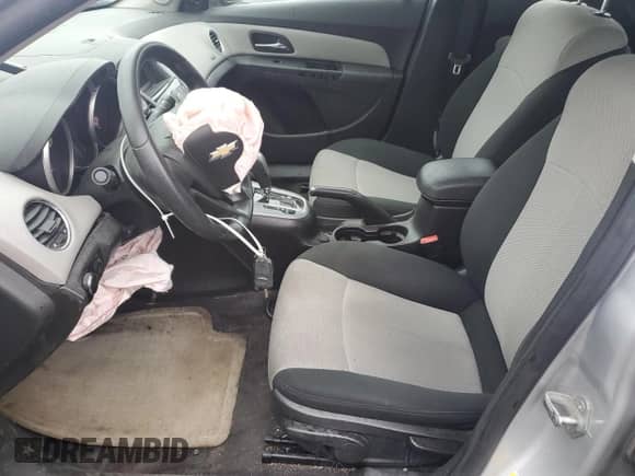 2011 Chevrolet Cruze LS+ 1SB с VIN 1G1PA5SH3B7272699, выставлен на аукционе Copart как лот 68695425 с пробегом 119 339 миль миль и Списание • Salvage title. История ставок и продаж доступна на DreamBid. Изображение 7.