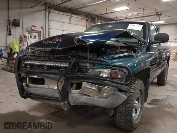 ✅ 2000 Dodge 1500 • VIN: 1B7HF16Y4YS590580 • Лот: 43213855. Размещён на IAAI с пробегом 95 064 миль миль. Получите бесплатный доступ к архиву аукционных продаж из США и посмотрите подробный отчёт об истории автомобиля на DreamBid. Изображение 6.