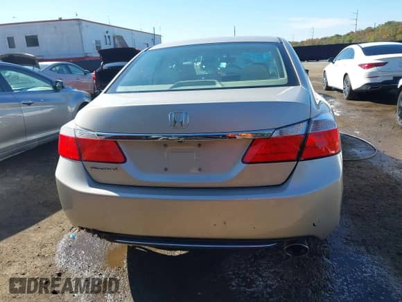 2014 Honda Accord LX with VIN 1HGCR2F39EA146416, listed as a IAAI auction lot 43445178 with 112,574 mi miles and . Bid and sale history available at DreamBid. Image 16.