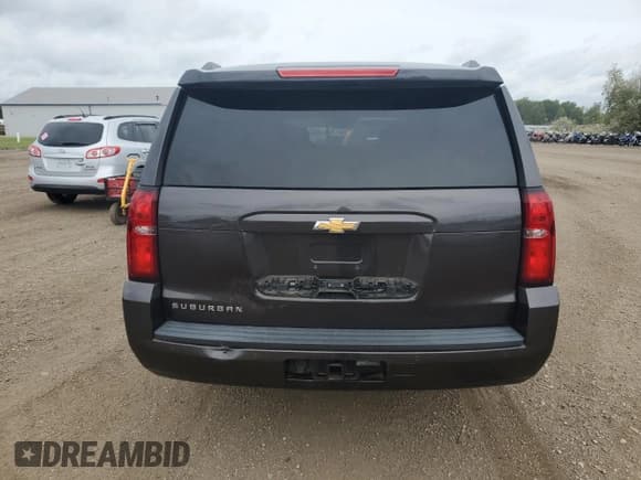 ✅ 2016 Chevrolet Suburban LT • VIN: 1GNSKHKC4GR393748 • Lot: 73660324. Wystawiony na Copart z przebiegiem 97 981 mil. Bezpłatny archiwum sprzedaży aukcyjnych z USA i szczegółowy raport historii pojazdu na DreamBid. Zdjęcie 6.