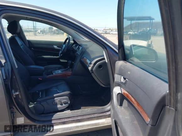 ✅ 2005 Audi A6 • VIN: WAUDG74F45N086313 • Лот: 42628448. Опубликован ранее на IAAI с пробегом 110 924 миль. Бесплатный доступ к архиву аукционных продаж из США и подробный отчёт об истории автомобиля на DreamBid. Изображение 5.