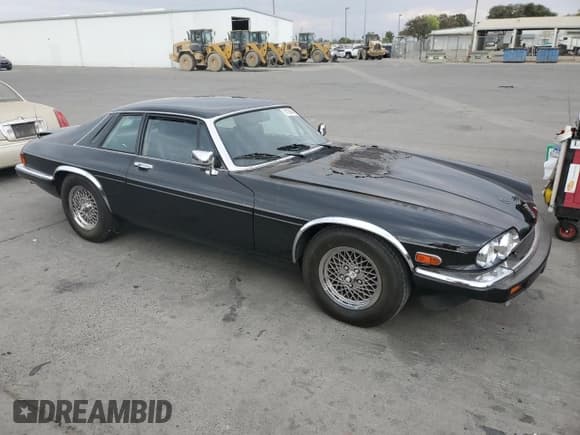 ✅ 1989 Jaguar XJS • VIN: SAJNA5849KC156340 • Lot: 81369415. Wystawiony na Copart z przebiegiem 82 457 mil. Bezpłatny archiwum sprzedaży aukcyjnych z USA i szczegółowy raport historii pojazdu na DreamBid. Zdjęcie 4.
