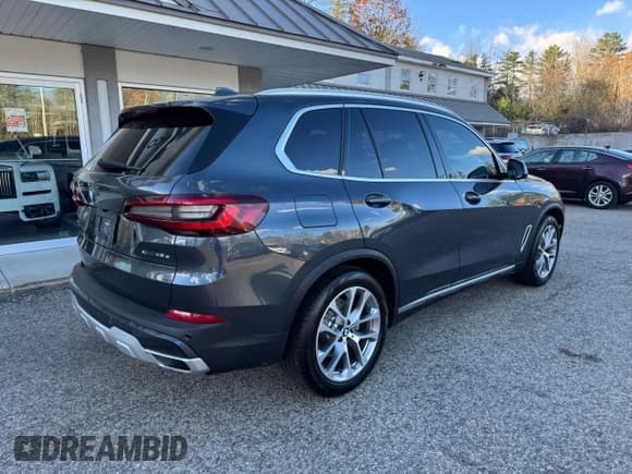 ✅ 2021 BMW X5 xDrive45e • VIN: 5UXTA6C00M9E62828 • Лот: 92929395. Опубликован ранее на Copart с пробегом 108 569 миль. Бесплатный доступ к архиву аукционных продаж из США и подробный отчёт об истории автомобиля на DreamBid. Изображение 4.