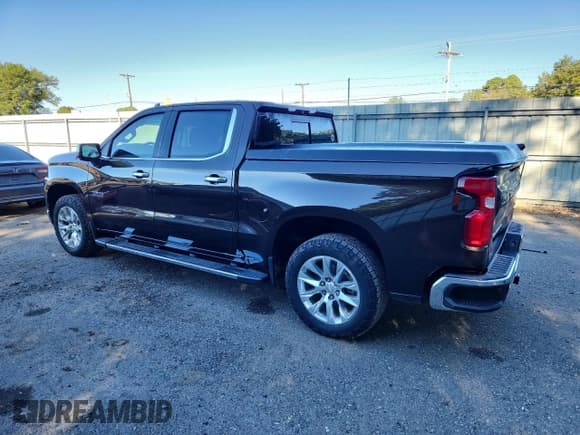✅ 2019 Chevrolet Silverado 1500 LTZ • VIN: 3GCUYGED4KG105573 • Lot: 89735075. Wystawiony na Copart z przebiegiem 168 318 mil. Bezpłatny archiwum sprzedaży aukcyjnych z USA i szczegółowy raport historii pojazdu na DreamBid. Zdjęcie 2.