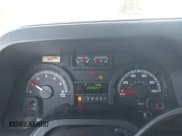 ✅ 2014 Ford Econoline Cargo Commercial • VIN: 1FTNE2EW9EDB19424 • Lot: 43435066. Wystawiony na IAAI z przebiegiem 233 641 mil. Bezpłatny archiwum sprzedaży aukcyjnych z USA i szczegółowy raport historii pojazdu na DreamBid. Zdjęcie 7.