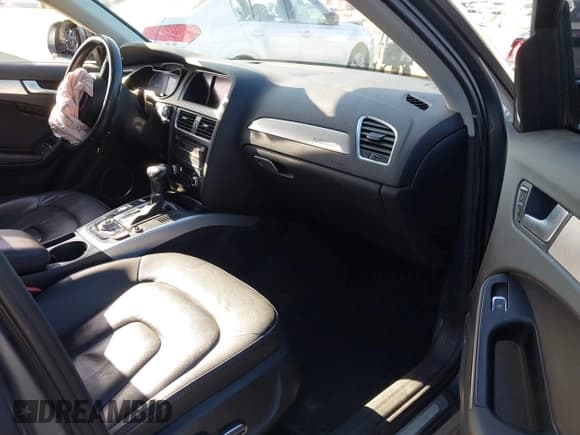 ✅ 2015 Audi allroad A4 Premium Plus • VIN: WA1UFAFLXFA017599 • Лот: 42316558. Опубликован ранее на IAAI с пробегом 91 352 миль. Бесплатный доступ к архиву аукционных продаж из США и подробный отчёт об истории автомобиля на DreamBid. Изображение 5.