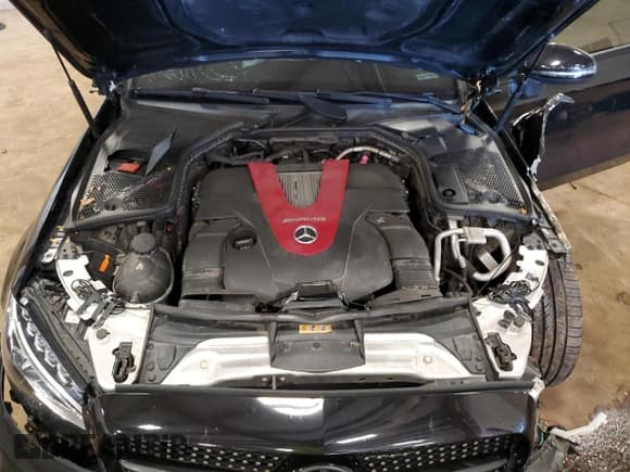 ✅ 2018 Mercedes-Benz C 43 AMG • VIN: WDDWJ6EBXJF741880 • Lot: 85888005. Wystawiony na Copart z przebiegiem 72 576 mil. Bezpłatny archiwum sprzedaży aukcyjnych z USA i szczegółowy raport historii pojazdu na DreamBid. Zdjęcie 11.