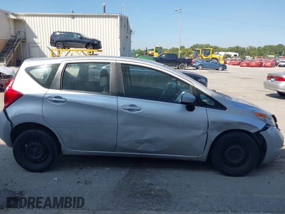 ✅ 2015 Nissan Note SL • VIN: 3N1CE2CP8FL376527 • Лот: 43220499. Опубликован ранее на IAAI с пробегом 138 521 миль. Бесплатный доступ к архиву аукционных продаж из США и подробный отчёт об истории автомобиля на DreamBid. Изображение 13.