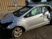 ✅ 2014 Hyundai Elantra • VIN: KMHD35LH8EU209828 • Lot: 90997145. Listed on Copart with Not provided. Free auction sales archive from the USA and detailed vehicle history report at DreamBid. Image 13.