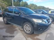 ✅ 2015 Nissan Pathfinder S • VIN: 5N1AR2MN2FC668137 • Lot: 43570265. Listed on IAAI with 147,815 mi. Free auction sales archive from the USA and detailed vehicle history report at DreamBid. Image 1.