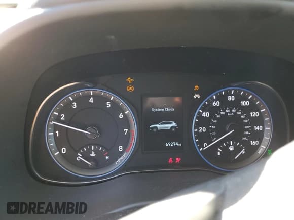 ✅ 2020 Hyundai Kona SEL • VIN: KM8K2CAA4LU443112 • Лот: 44566004. Опубликован ранее на Copart с пробегом 69 274 миль. Бесплатный доступ к архиву аукционных продаж из США и подробный отчёт об истории автомобиля на DreamBid. Изображение 9.