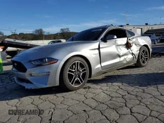 ✅ 2022 Ford Mustang GT • VIN: 1FA6P8CF6N5136234 • Лот: 91149455. Опубликован ранее на Copart с пробегом 26 495 миль. Бесплатный доступ к архиву аукционных продаж из США и подробный отчёт об истории автомобиля на DreamBid. Изображение 1.