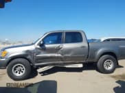 ✅ 2004 Toyota Tundra Limited • VIN: 5TBET38174S435119 • Lot: 43073239. Wystawiony na IAAI z przebiegiem 240 528 mil. Bezpłatny archiwum sprzedaży aukcyjnych z USA i szczegółowy raport historii pojazdu na DreamBid. Zdjęcie 14.