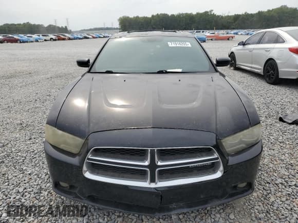 ✅ 2011 Dodge Charger Rallye • VIN: 2B3CL3CG9BH552434 • Лот: 71918205. Опубликован ранее на Copart с пробегом Не указан. Бесплатный доступ к архиву аукционных продаж из США и подробный отчёт об истории автомобиля на DreamBid. Изображение 5.